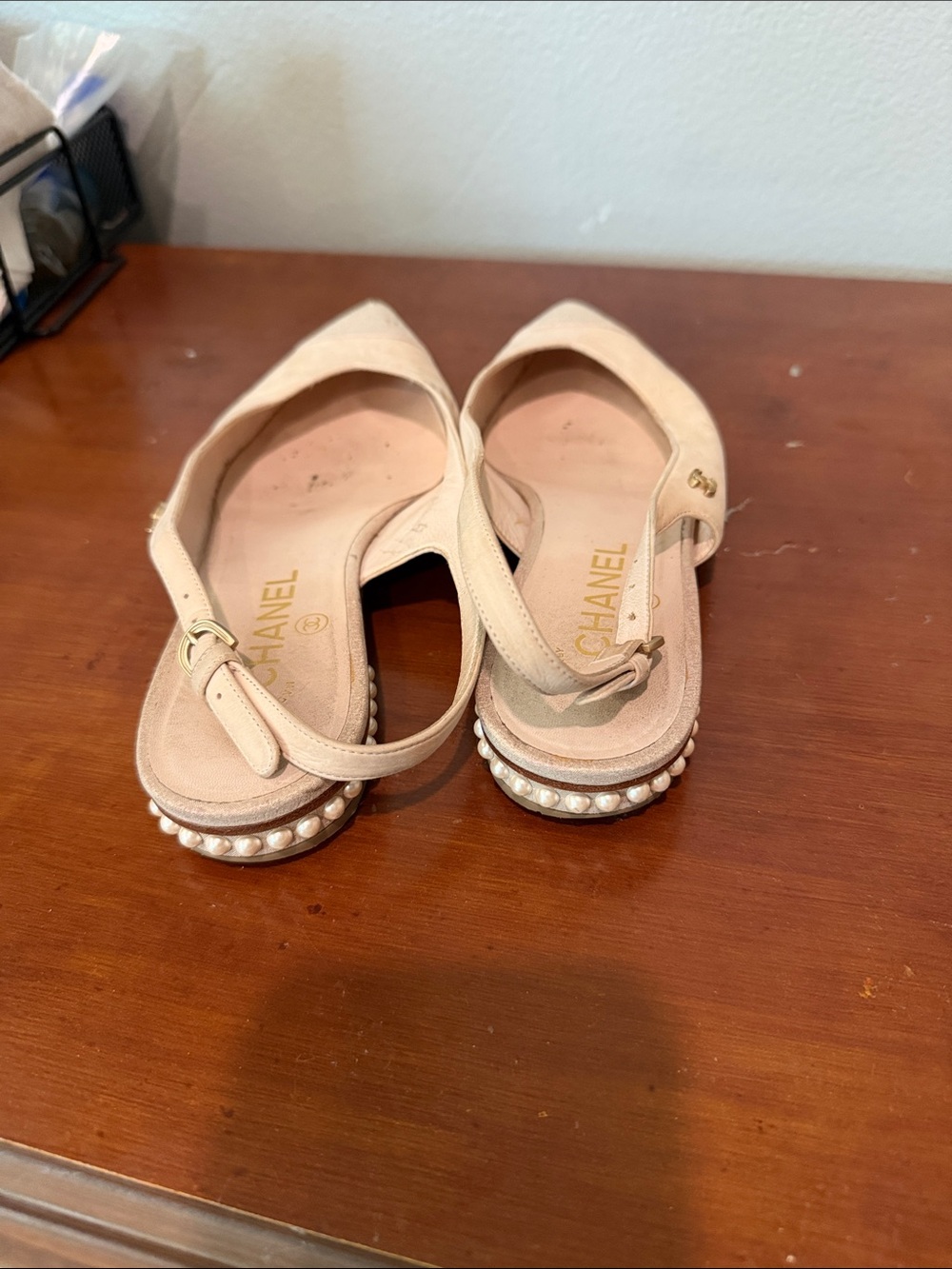 CHANEL Beige Pointed Slingback Flats - Picture 2 of 3
